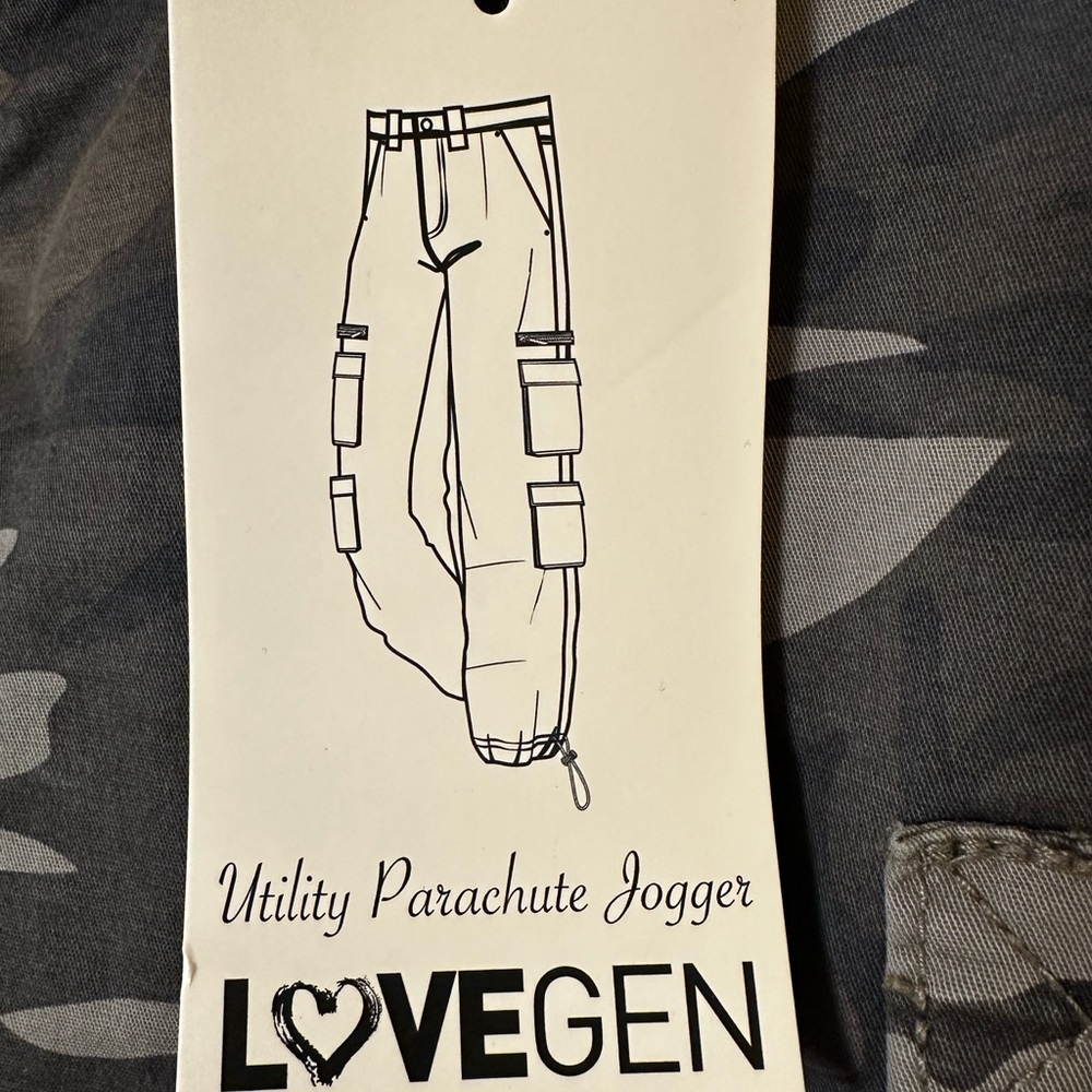 LoveGen Utility Parachute Jogger in Camouflage size 16 new with tags - Picture 5 of 11